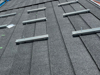 設置された屋根材